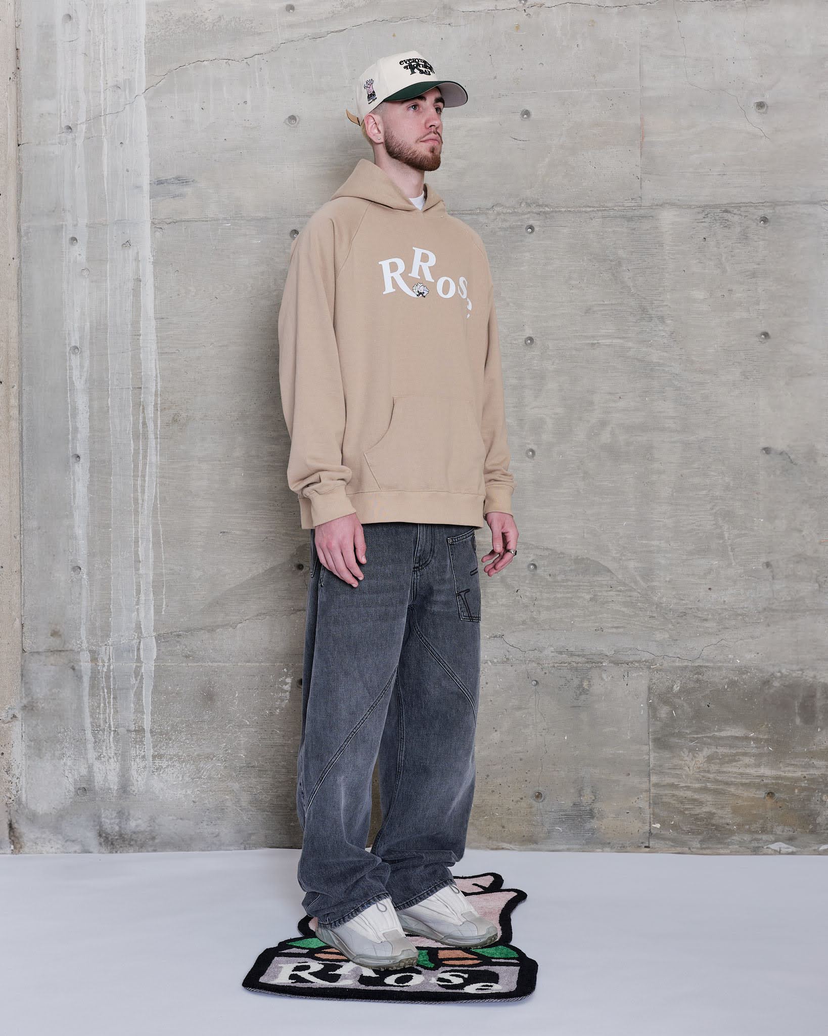 EVERYDAY IS MOTHER'S DAY 2025 HEAVYWEIGHT HOODIE - (FADED SAND)