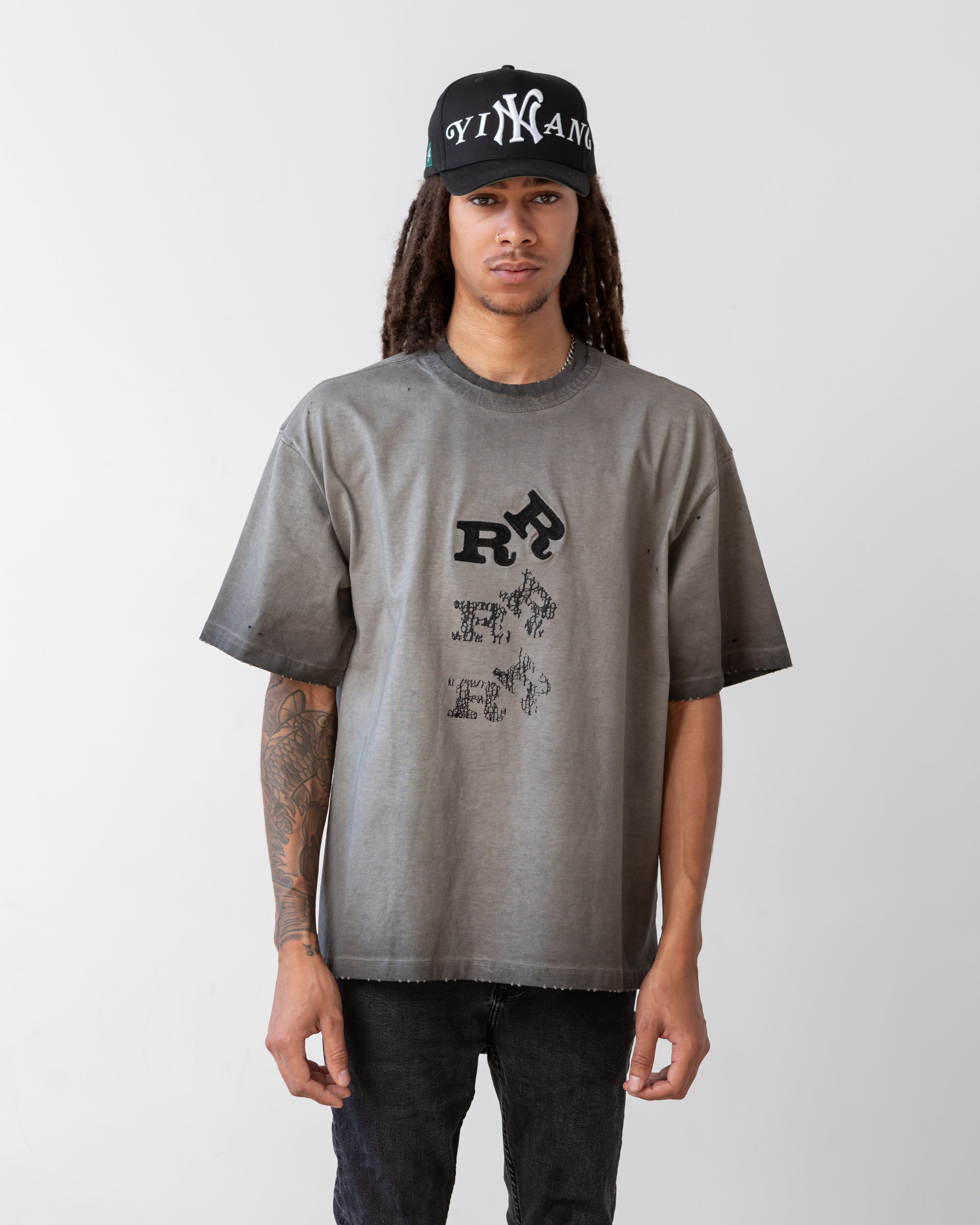 DISPERSED YIN YANG DISTRESSED HEAVYWEIGHT SHIRT - (FADED GREY)