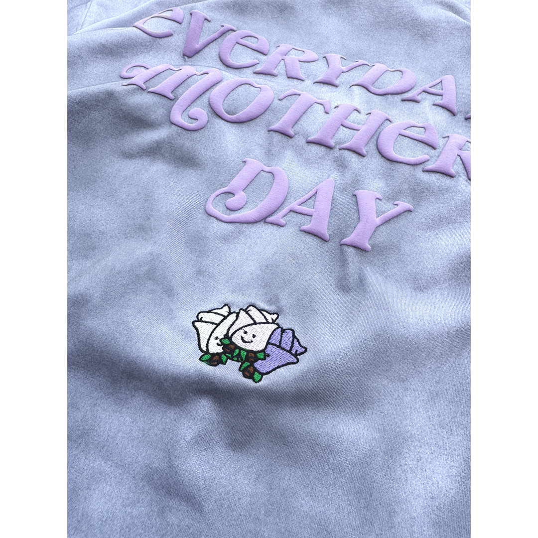 EVERYDAY IS MOTHER&#39;S DAY HEAVYWEIGHT SHIRT - (SMOKY WHITE)