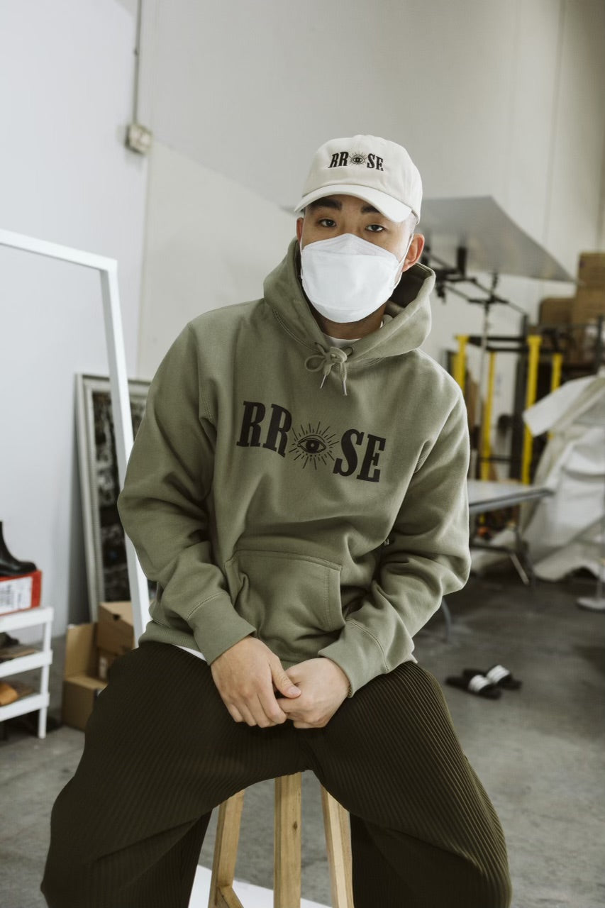 EYE WITNESS HEAVYWEIGHT HOODIE WARM OLIVE